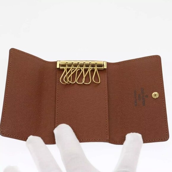 LOUIS VUITTON Monogram Multicles6 Key Case - Picture 10 of 15